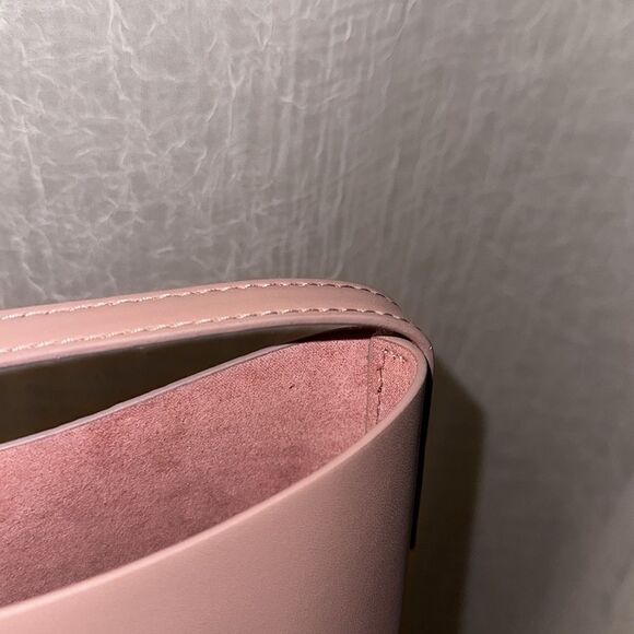 Samara FabFitFun Vegan Leather Suede Interior Peony Pink Medium Crossbody Bag - Picture 15 of 16